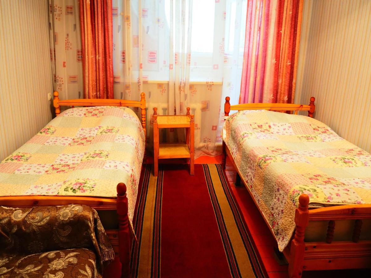 Baktygul Guesthouse Naryn Екстериор снимка