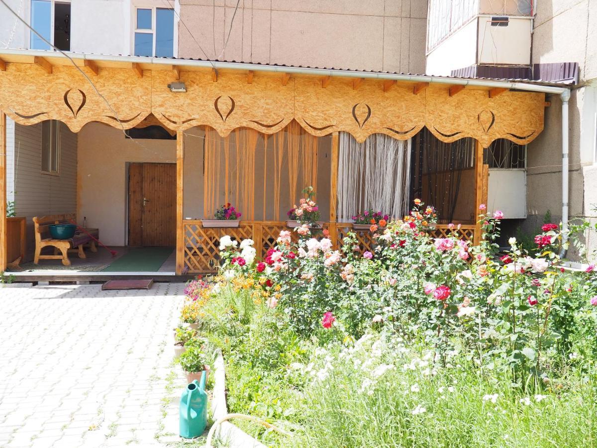 Baktygul Guesthouse Naryn Екстериор снимка